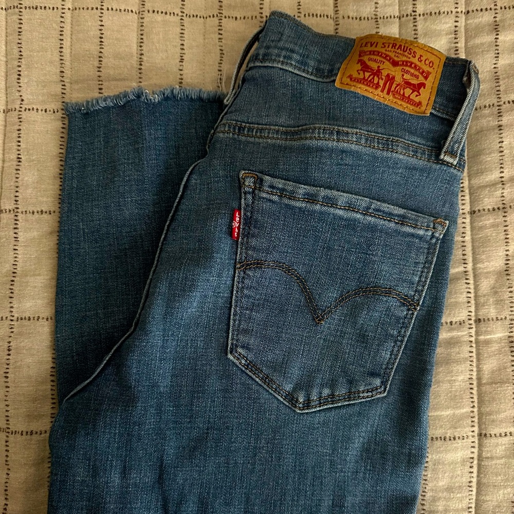 Levi’s 724 High Rise Straight Crop
